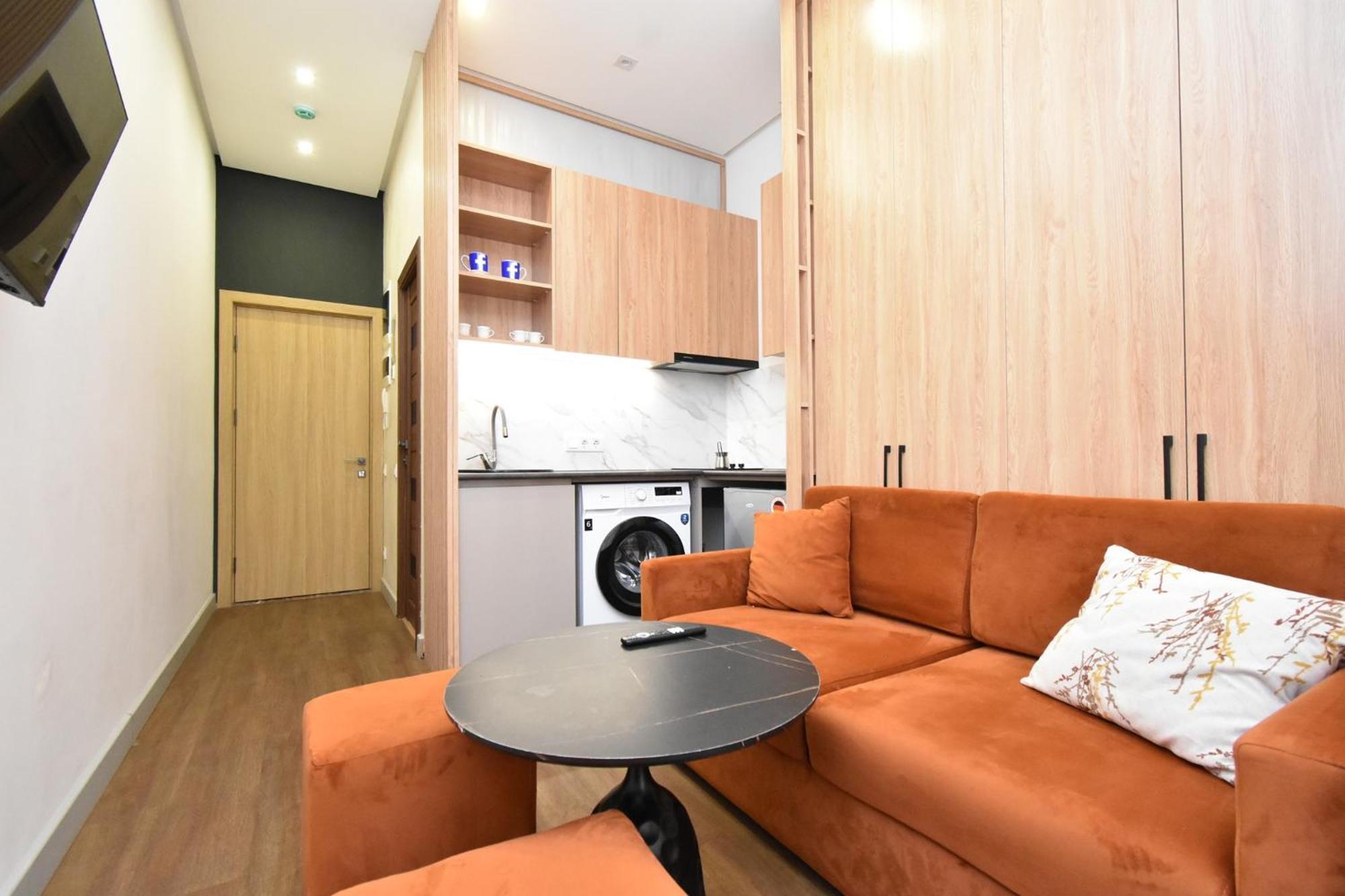 Aygestan Plaza Aparthotel Jerevan Exteriör bild